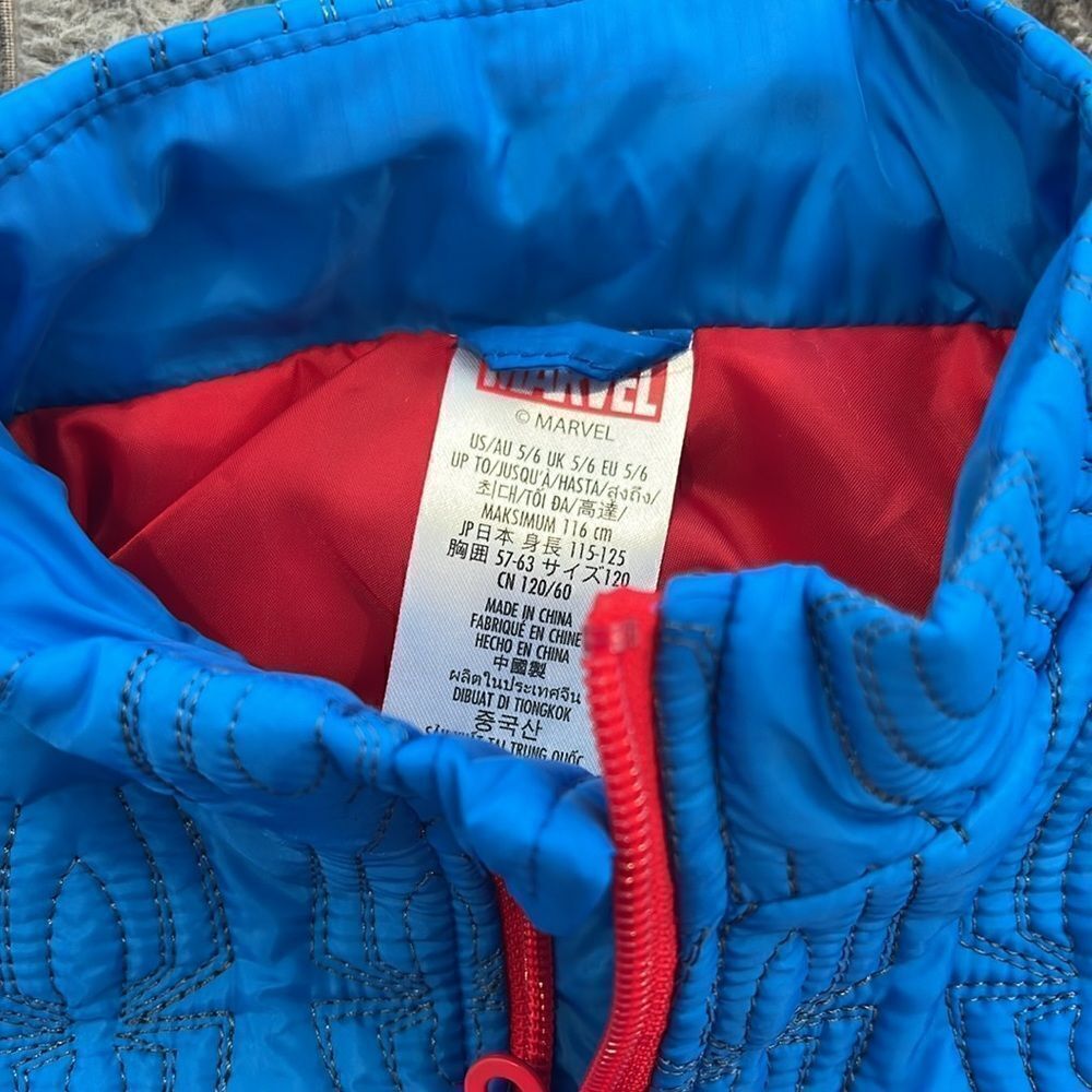 Marvel Spider Man Jacket - Picture 5 of 7